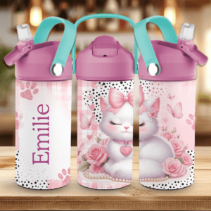 Drikkeflaske til barn med navn og pusekatt.