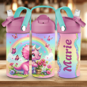 Drikkeflaske til barn med navn og regnbue trykk.