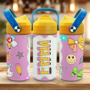Drikkeflaske til barn med navn og et fargerikt skolemotiv.